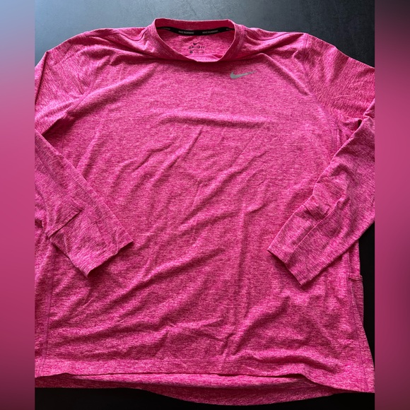 Nike Tops - Nike dri fit running top-excellent condition